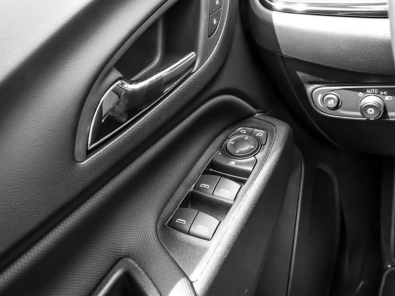2023
Chevrolet
Equinox